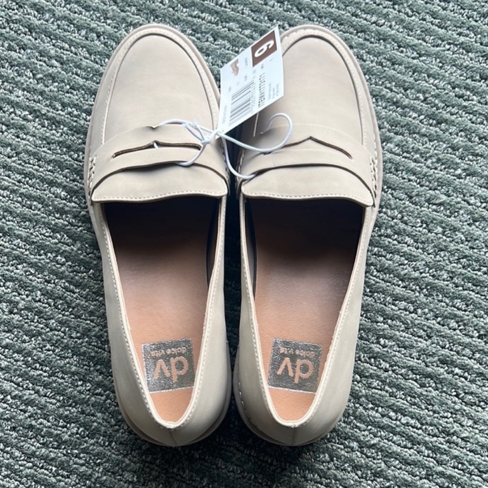 DV by Dolce Vita Crisp Lug Loafers
